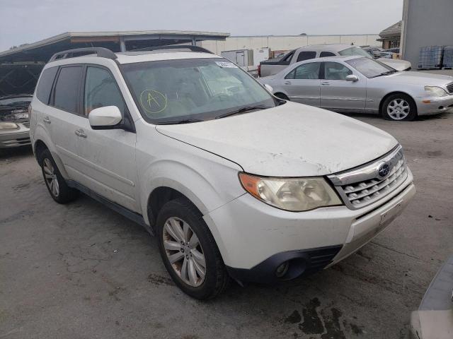 SUBARU FORESTER L 2013 with VIN JF2SHAEC1DH438836 - Photo from auction