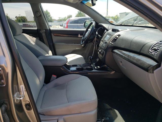 Photo 5 from auction – 2015 KIA SORENTO LX with VIN 5XYKTCA66FG559124