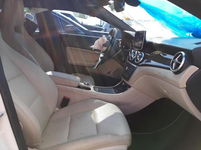 Photo 5 from auction – 2015 MERCEDES-BENZ CLA 250 with VIN WDDSJ4EB7FN246035