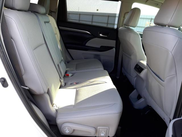 Photo 6 from auction – 2019 TOYOTA HIGHLANDER with VIN 5TDDZRFH3KS916213