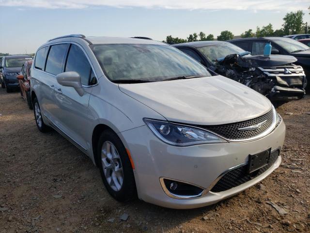 CHRYSLER PACIFICA T 2017 with VIN 2C4RC1EGXHR564900 - Photo from auction