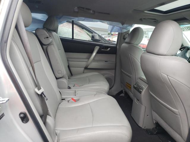 Photo 6 from auction – 2012 TOYOTA HIGHLANDER with VIN 5TDBK3EH9CS152346