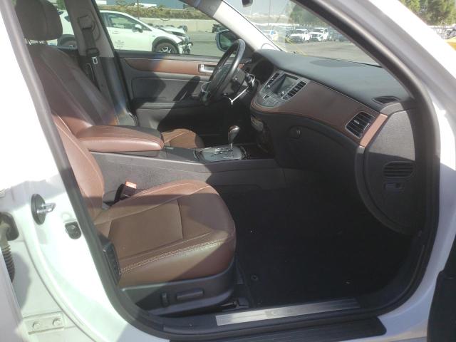 Photo 5 from auction – 2012 HYUNDAI GENESIS 3. with VIN KMHGC4DD6CU154537