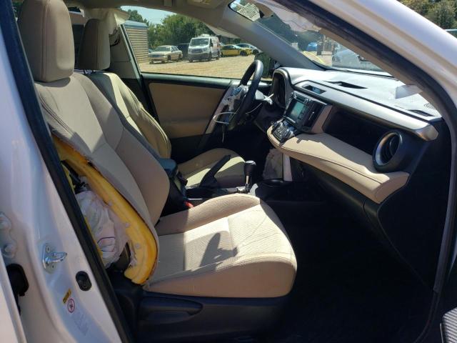 Photo 5 from auction – 2015 TOYOTA RAV4 XLE with VIN JTMWFREV3FD062382