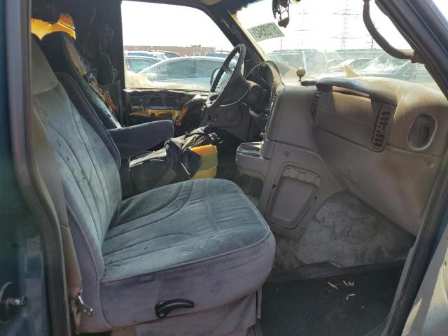 Photo 5 from auction – 2000 CHEVROLET ASTRO with VIN 1GBDM19W5YB170779
