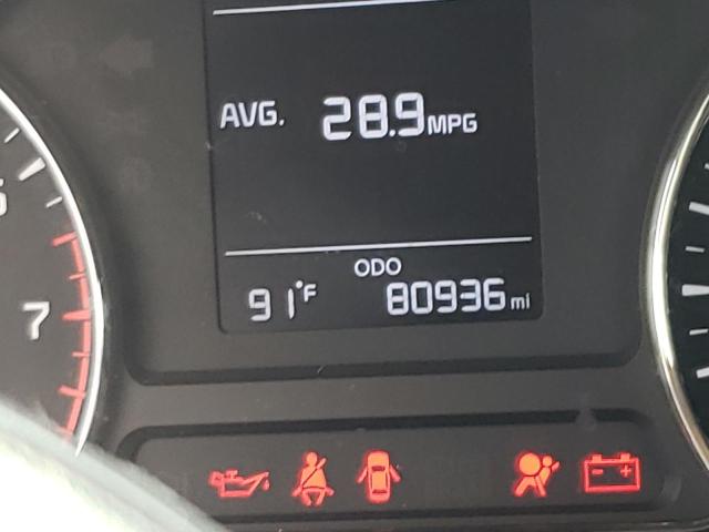 Photo 8 from auction – 2017 KIA FORTE LX with VIN 3KPFK4A75HE036454