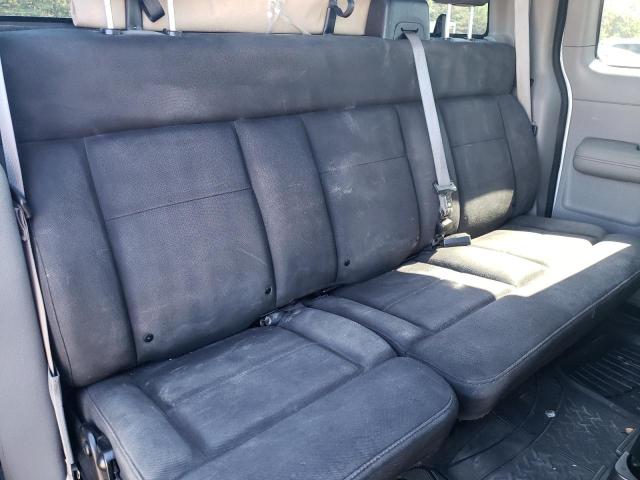 Photo 6 from auction – 2004 FORD F150 with VIN 1FTRX02W14KD55385