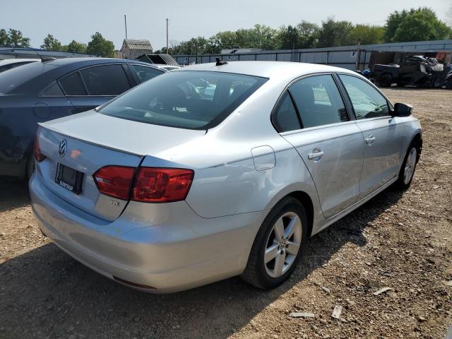 Photo 4 from auction – 2011 VOLKSWAGEN JETTA TDI with VIN 3VWLL7AJ1BM047703