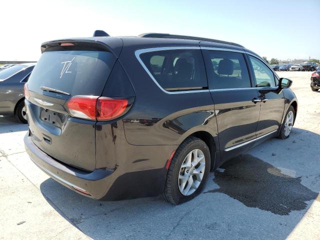 Photo 4 from auction – 2017 CHRYSLER PACIFICA T with VIN 2C4RC1BG3HR525814