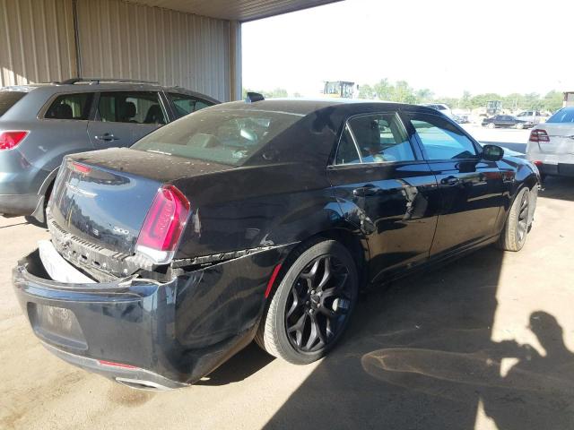 Photo 4 from auction – 2020 CHRYSLER 300 S with VIN 2C3CCABG0LH141790