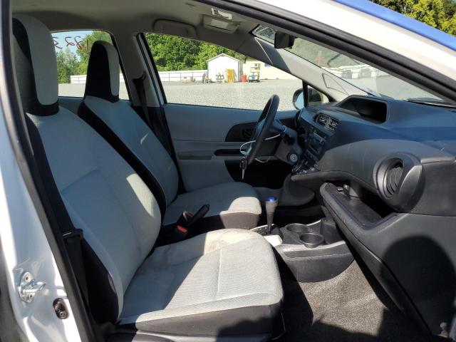 Photo 5 from auction – 2014 TOYOTA PRIUS C with VIN JTDKDTB38E1563689