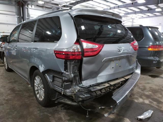 Photo 9 from auction – 2017 TOYOTA SIENNA XLE with VIN 5TDYZ3DC7HS859268