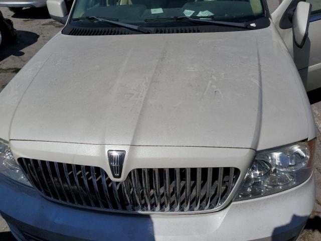 Photo 7 from auction – 2005 LINCOLN NAVIGATOR with VIN 5LMFU28555LJ02404