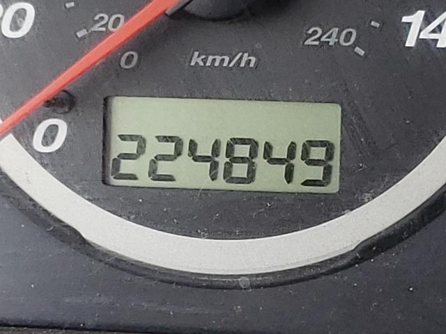 Photo 8 from auction – 2003 HONDA CR-V LX with VIN JHLRD68423C004241