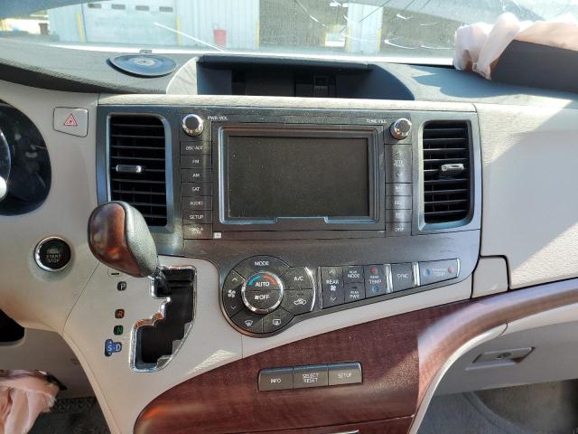 Photo 9 from auction – 2012 TOYOTA SIENNA XLE with VIN 5TDYK3DC7CS271531