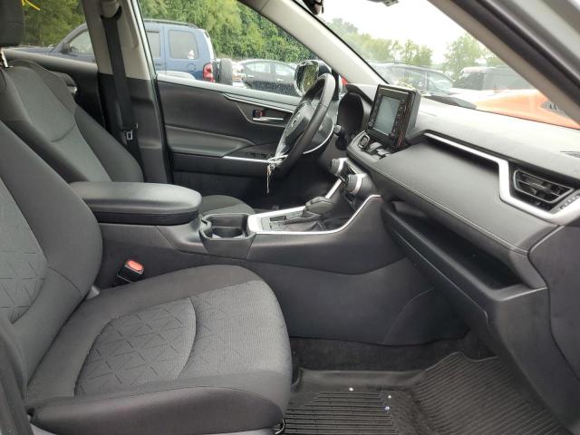 Photo 5 from auction – 2019 TOYOTA RAV4 XLE with VIN 2T3P1RFV9KC060622