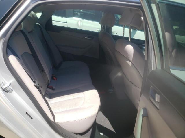 Photo 6 from auction – 2017 HYUNDAI SONATA SE with VIN 5NPE24AF4HH529637