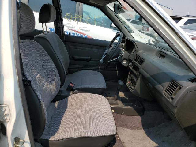 Photo 5 from auction – 1988 MAZDA 323 with VIN JM1BF2221J0206625