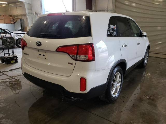 Photo 4 from auction – 2015 KIA SORENTO LX with VIN 5XYKTCA67FG649656