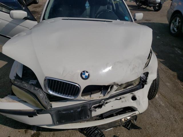 Photo 7 from auction – 2005 BMW 325 I with VIN WBAEV33435KX11272