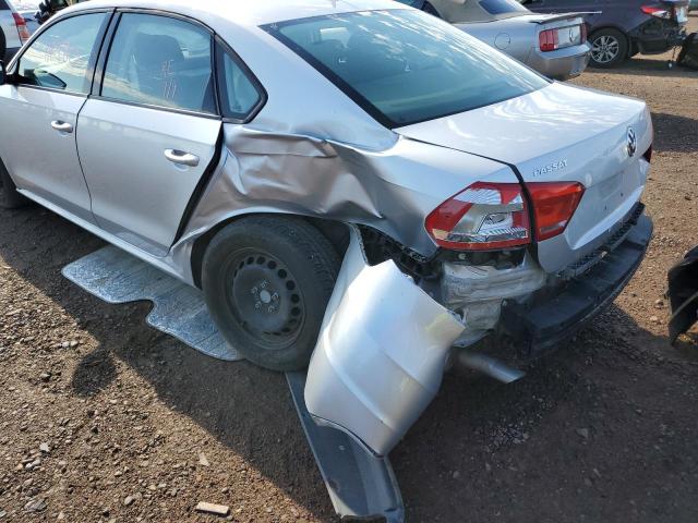 Photo 9 from auction – 2012 VOLKSWAGEN PASSAT S with VIN 1VWAP7A37CC076509