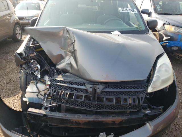 Photo 7 from auction – 2004 TOYOTA SIENNA CE with VIN 5TDZA23C94S209908