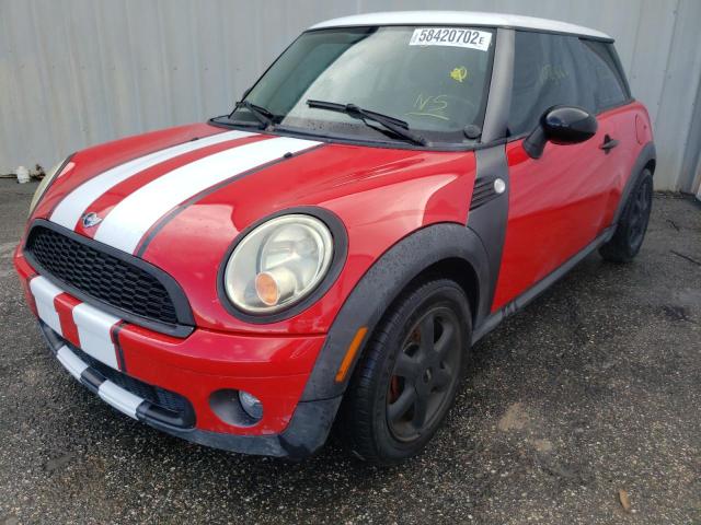 Photo 2 from auction – 2009 MINI COOPER with VIN WMWMF33569TW77054