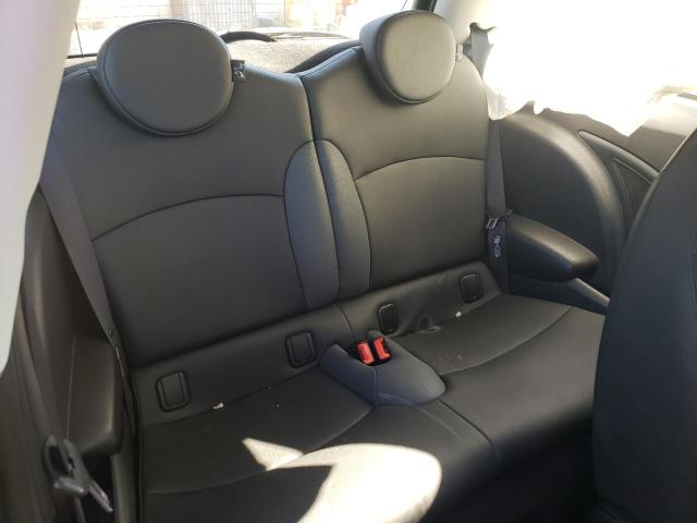 Photo 6 from auction – 2010 MINI COOPER S with VIN WMWMF7C58ATZ72460