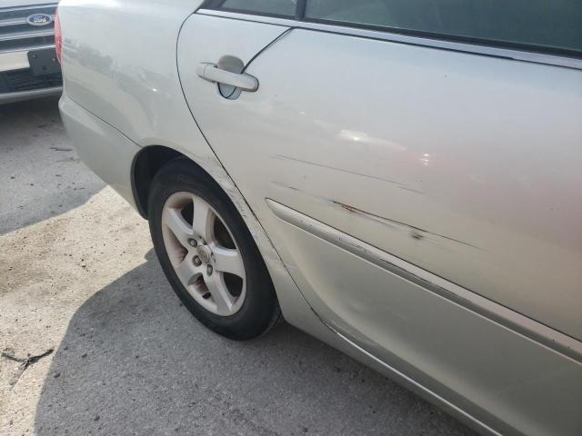 Photo 9 from auction – 2004 TOYOTA CAMRY LE with VIN JTDBE30K340279060