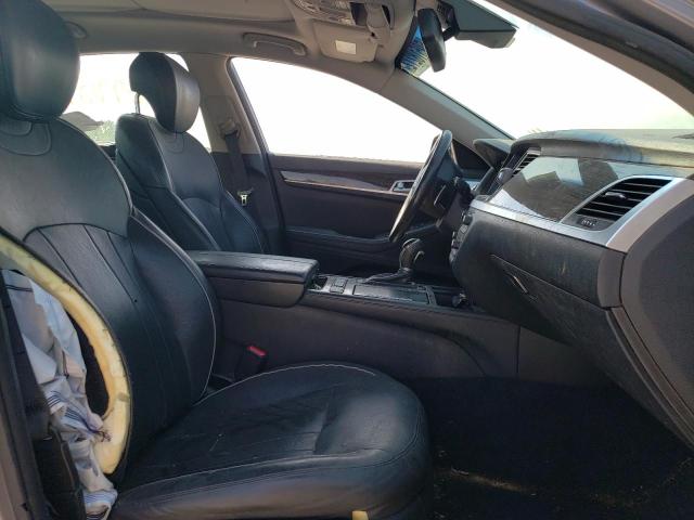 Photo 5 from auction – 2015 HYUNDAI GENESIS 3. with VIN KMHGN4JE4FU069692
