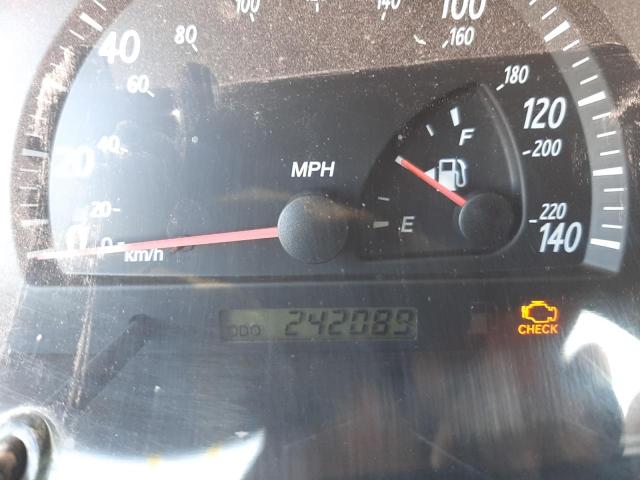 Photo 8 from auction – 2002 TOYOTA CAMRY LE with VIN 4T1BE32K32U570947