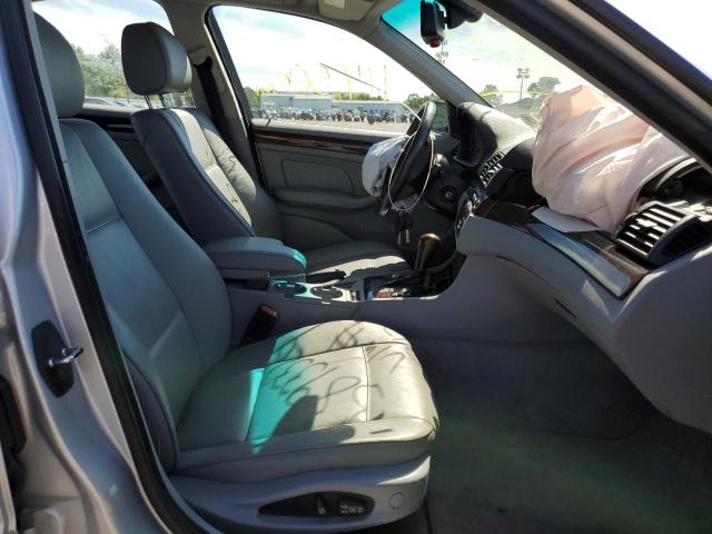 Photo 5 from auction – 2004 BMW 325 I with VIN WBAET374X4NJ47553