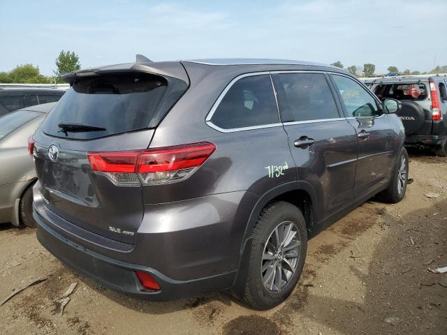 Photo 4 from auction – 2019 TOYOTA HIGHLANDER with VIN 5TDJZRFH8KS947069