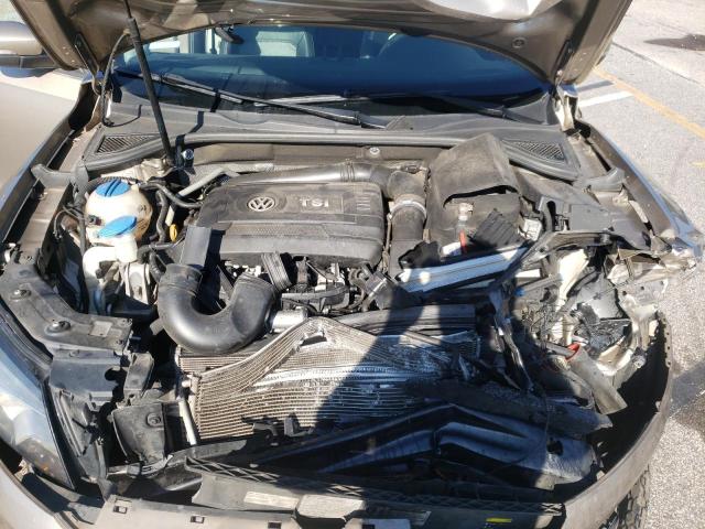 Photo 7 from auction – 2015 VOLKSWAGEN PASSAT S with VIN 1VWAT7A35FC052659