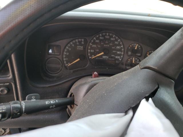 Photo 8 from auction – 2002 CHEVROLET SILVERADO with VIN 1GCEC19VX2E127085