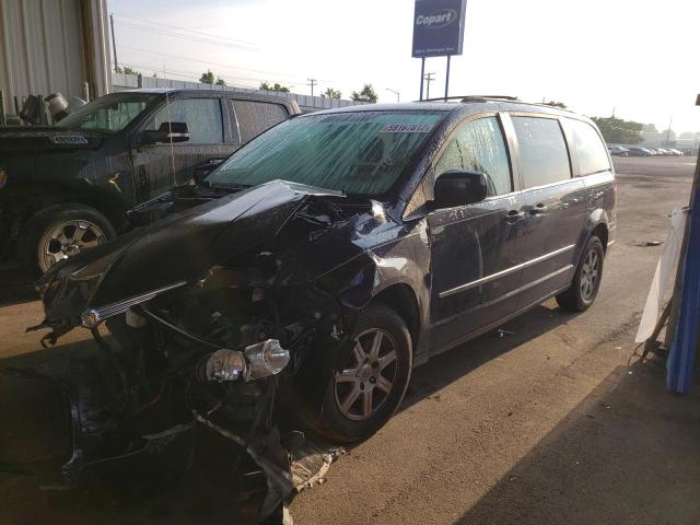 Photo 2 from auction – 2010 CHRYSLER TOWN & COU with VIN 2A4RR5D16AR495433