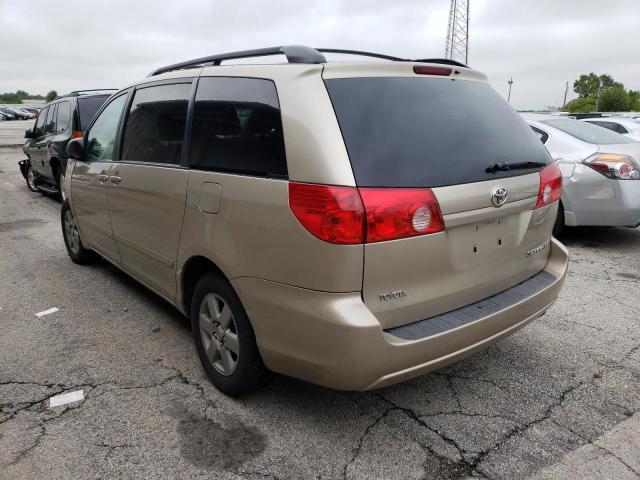 Photo 3 from auction – 2010 TOYOTA SIENNA CE with VIN 5TDKK4CC5AS290010