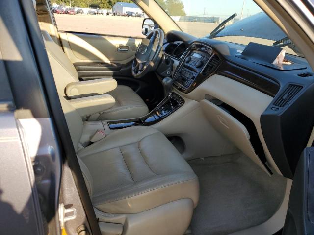 Photo 5 from auction – 2002 TOYOTA HIGHLANDER with VIN JTEGF21A720066043