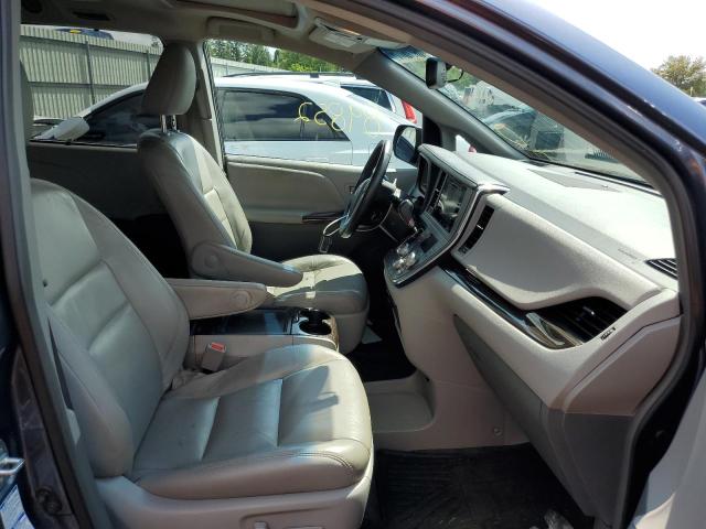 Photo 5 from auction – 2016 TOYOTA SIENNA XLE with VIN 5TDDK3DC5GS139064