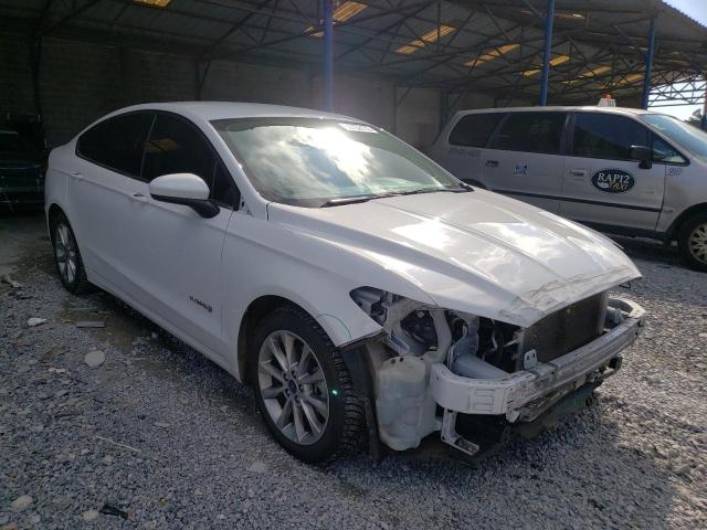 FORD FUSION SE 2017 with VIN 3FA6P0LU1HR344104 - Photo from auction