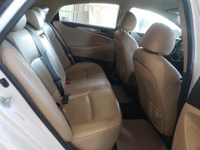 Photo 6 from auction – 2012 HYUNDAI SONATA HYB with VIN KMHEC4A48CA047227