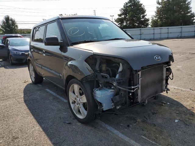 KIA SOUL + 2010 with VIN KNDJT2A21A7101922 - Photo from auction