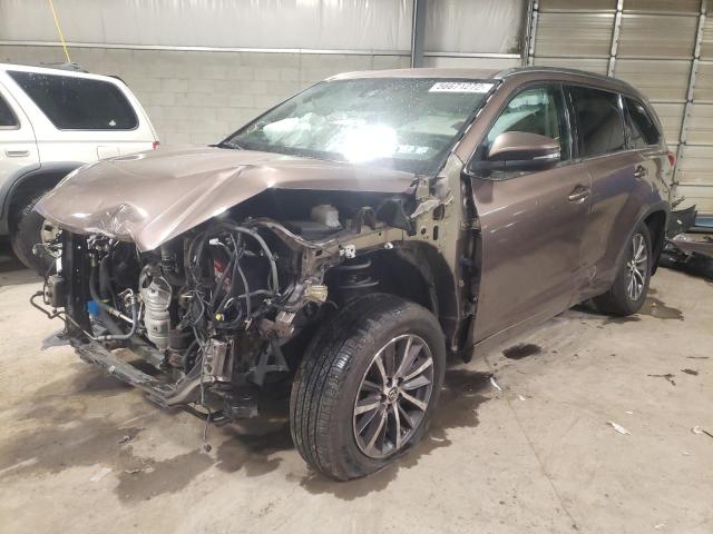 Photo 2 from auction – 2017 TOYOTA HIGHLANDER with VIN 5TDJZRFH1HS361368