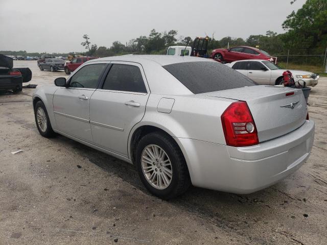Photo 3 from auction – 2008 CHRYSLER 300 LX with VIN 2C3LA43R98H206571