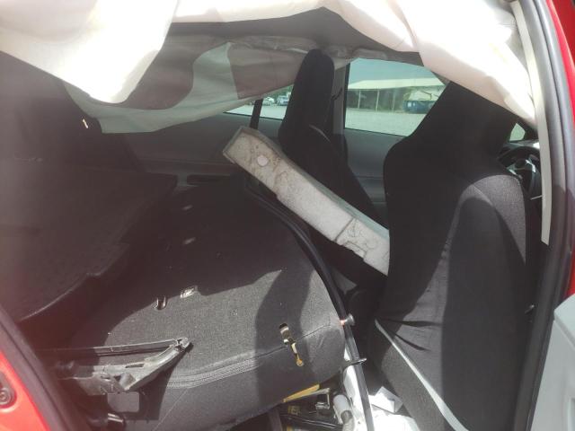 Photo 6 from auction – 2012 TOYOTA PRIUS C with VIN JTDKDTB37C1020153