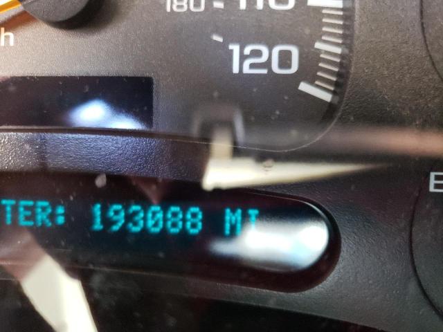 Photo 8 from auction – 2005 CHEVROLET SILVERADO with VIN 1GCHK29U15E238447