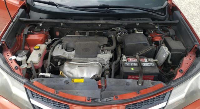 Photo 7 from auction – 2015 TOYOTA RAV4 LE with VIN 2T3BFREV7FW253580