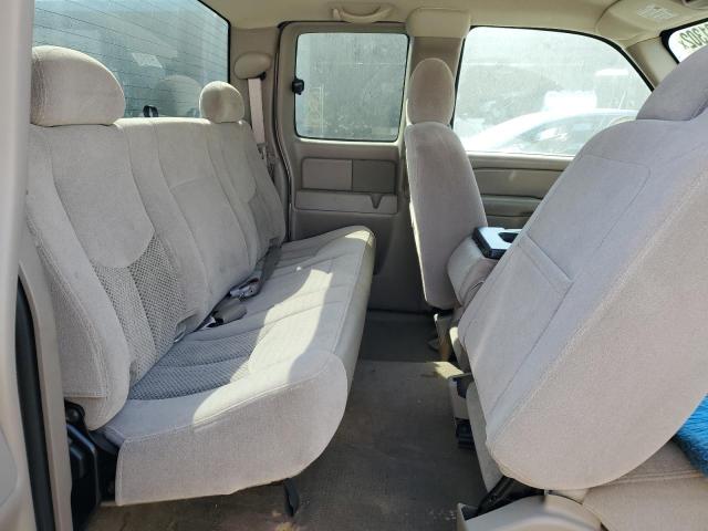Photo 6 from auction – 2005 CHEVROLET SILVERADO with VIN 2GCEC19T151206097