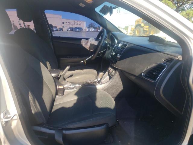 Photo 5 from auction – 2011 CHRYSLER 200 LX with VIN 1C3BC4FG0BN553818