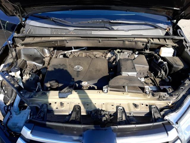 Photo 7 from auction – 2019 TOYOTA HIGHLANDER with VIN 5TDJZRFH2KS583778
